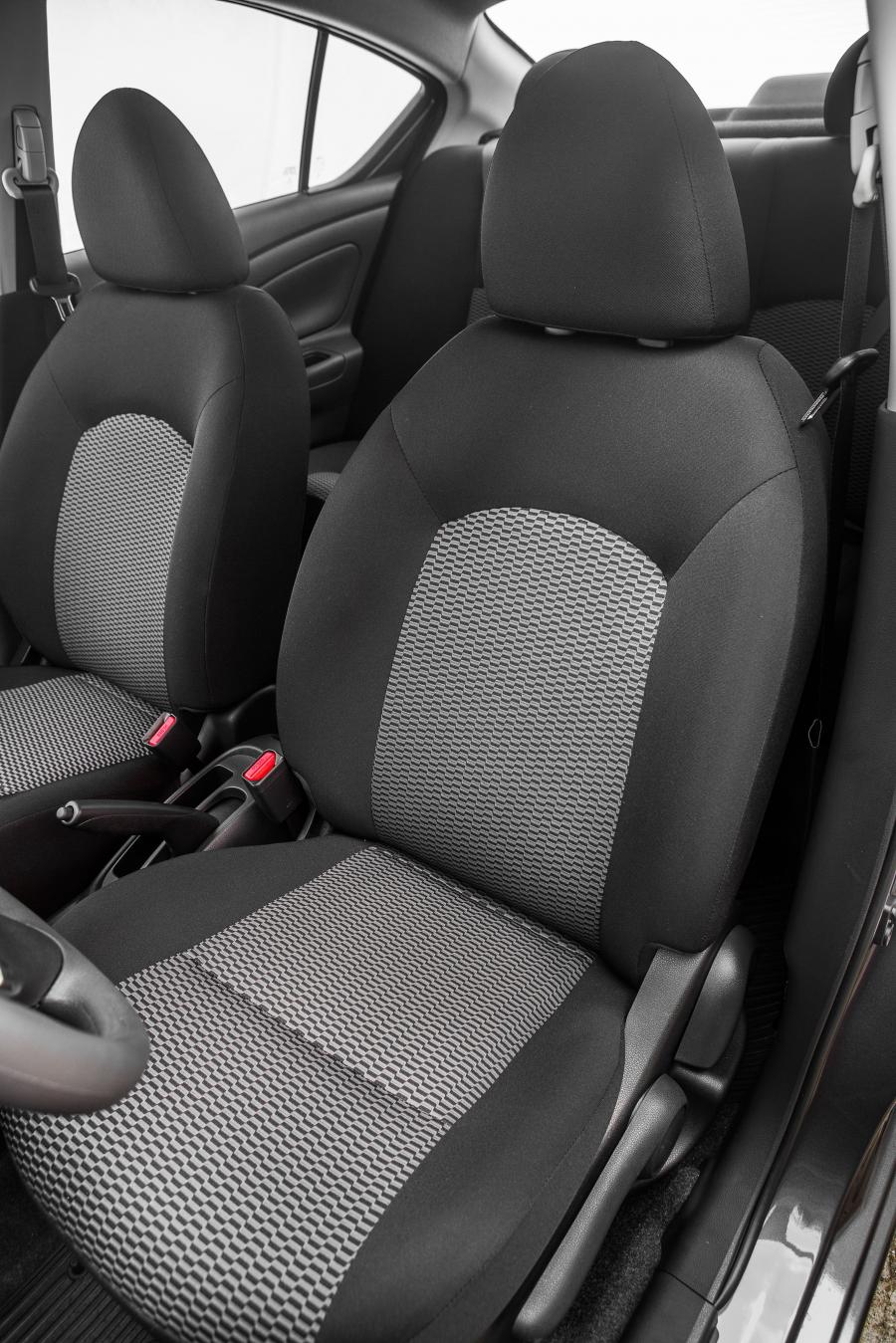  Nissan Versa 2015 года  (BR) (фото 7 из 17)
